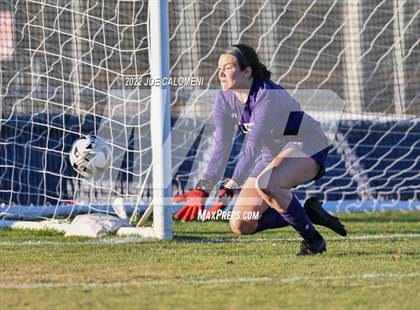 Thumbnail 1 in Lee vs Brandeis photogallery.