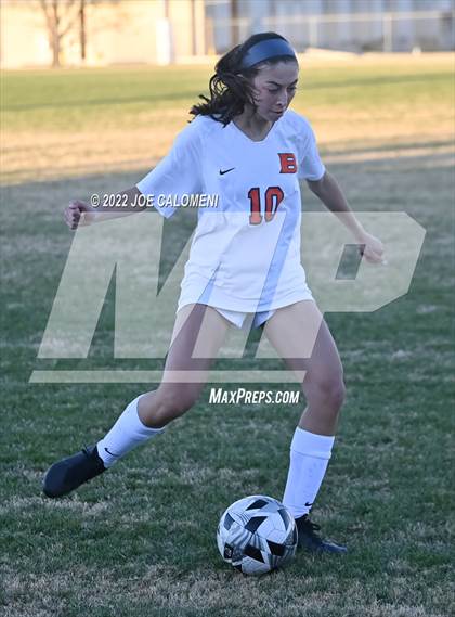 Thumbnail 2 in Lee vs Brandeis photogallery.