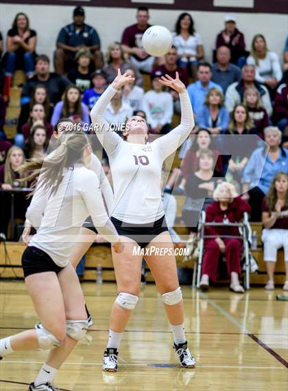 Thumbnail 1 in St. Francis vs. Whitney (CIF SJS D2 Semifinal) photogallery.