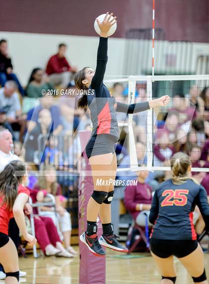 Thumbnail 3 in St. Francis vs. Whitney (CIF SJS D2 Semifinal) photogallery.
