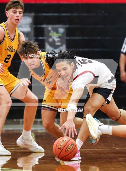 Thumbnail 3 in McCracken County vs. Archbishop Alter photogallery.