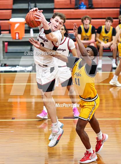 Thumbnail 1 in McCracken County vs. Archbishop Alter photogallery.