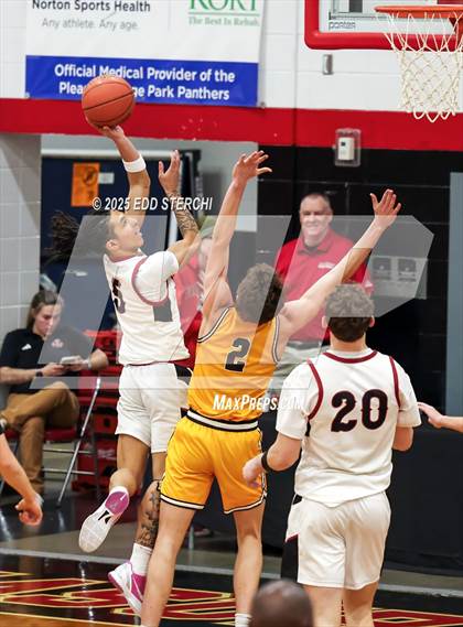 Thumbnail 3 in McCracken County vs. Archbishop Alter photogallery.