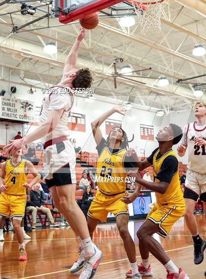 Thumbnail 3 in McCracken County vs. Archbishop Alter photogallery.