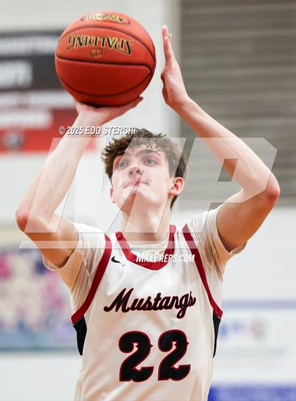 Thumbnail 2 in McCracken County vs. Archbishop Alter photogallery.