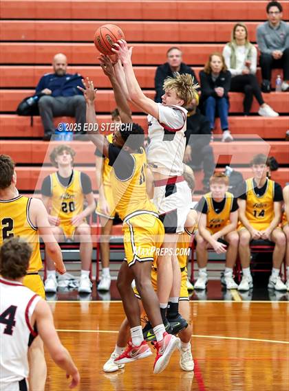 Thumbnail 3 in McCracken County vs. Archbishop Alter photogallery.