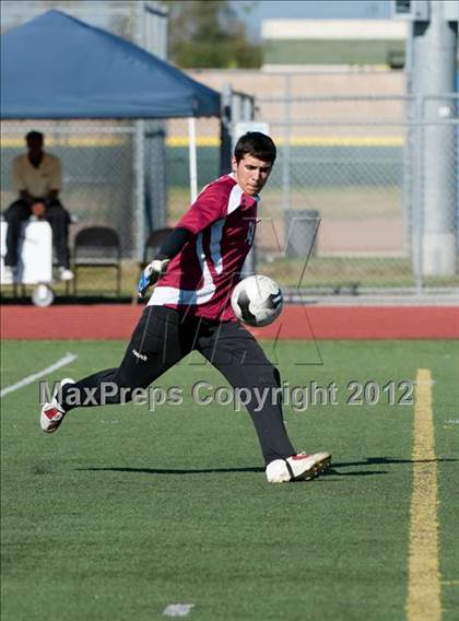 Thumbnail 3 in Cate vs. University Prep (CIF SS D7 Final) photogallery.