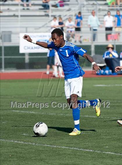 Thumbnail 2 in Cate vs. University Prep (CIF SS D7 Final) photogallery.