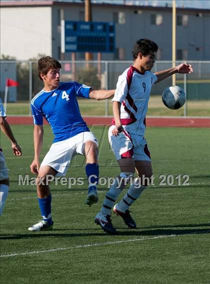 Thumbnail 1 in Cate vs. University Prep (CIF SS D7 Final) photogallery.