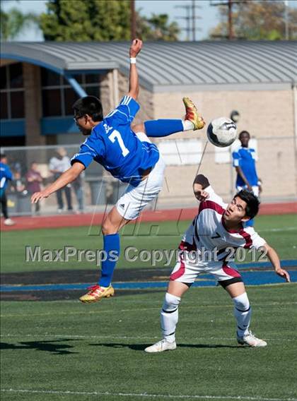 Thumbnail 3 in Cate vs. University Prep (CIF SS D7 Final) photogallery.