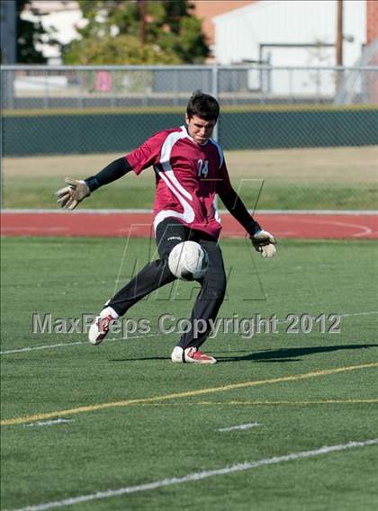 Thumbnail 1 in Cate vs. University Prep (CIF SS D7 Final) photogallery.