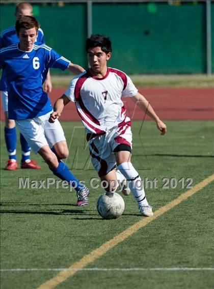 Thumbnail 3 in Cate vs. University Prep (CIF SS D7 Final) photogallery.