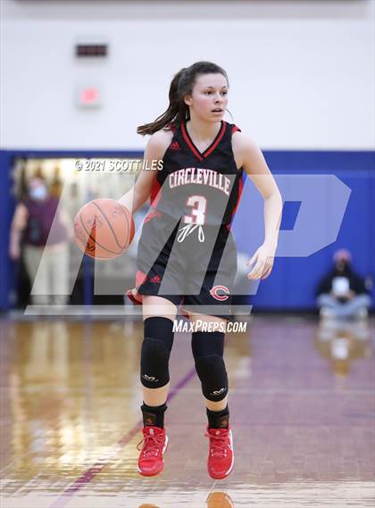 Thumbnail 2 in Circleville vs Vinton County (OHSAA D2 District Final) photogallery.