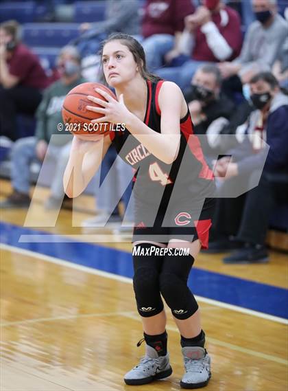 Thumbnail 3 in Circleville vs Vinton County (OHSAA D2 District Final) photogallery.