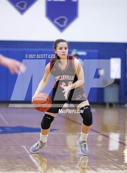 Thumbnail 3 in Circleville vs Vinton County (OHSAA D2 District Final) photogallery.