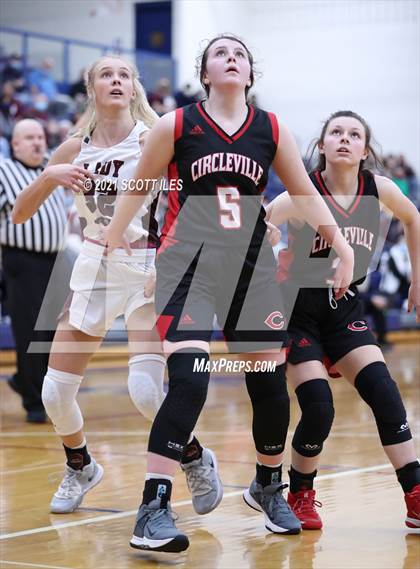 Thumbnail 1 in Circleville vs Vinton County (OHSAA D2 District Final) photogallery.
