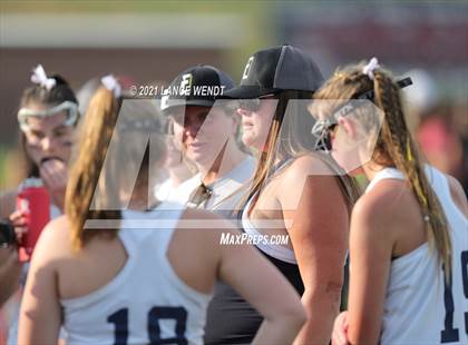 Thumbnail 2 in Evergreen vs. Castle View (CHSAA 4A Championship) photogallery.