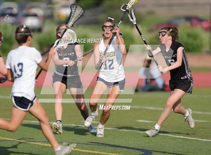 Thumbnail 3 in Evergreen vs. Castle View (CHSAA 4A Championship) photogallery.