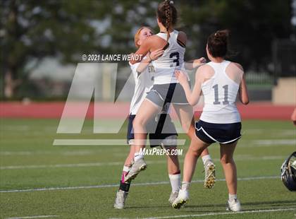 Thumbnail 1 in Evergreen vs. Castle View (CHSAA 4A Championship) photogallery.
