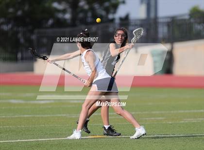 Thumbnail 3 in Evergreen vs. Castle View (CHSAA 4A Championship) photogallery.