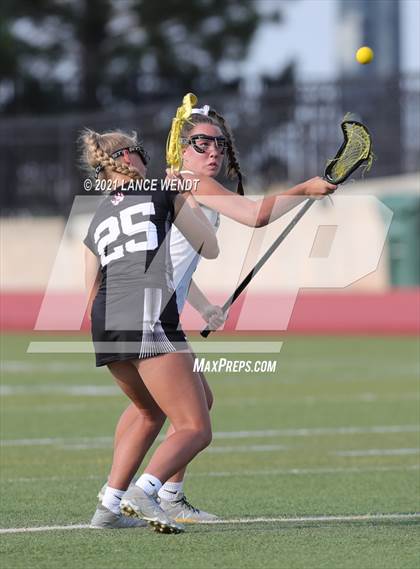 Thumbnail 1 in Evergreen vs. Castle View (CHSAA 4A Championship) photogallery.