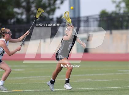 Thumbnail 3 in Evergreen vs. Castle View (CHSAA 4A Championship) photogallery.