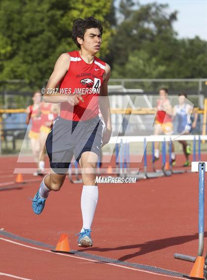 Thumbnail 2 in Delta League Championships Trials photogallery.