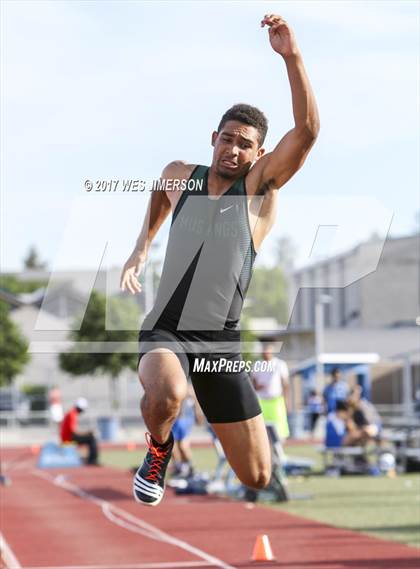 Thumbnail 2 in Delta League Championships Trials photogallery.