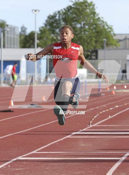Thumbnail 1 in Delta League Championships Trials photogallery.