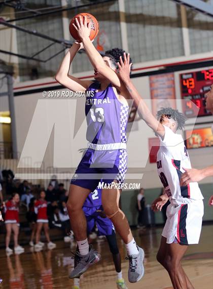 Thumbnail 3 in Omaha Central @ Lincoln High photogallery.