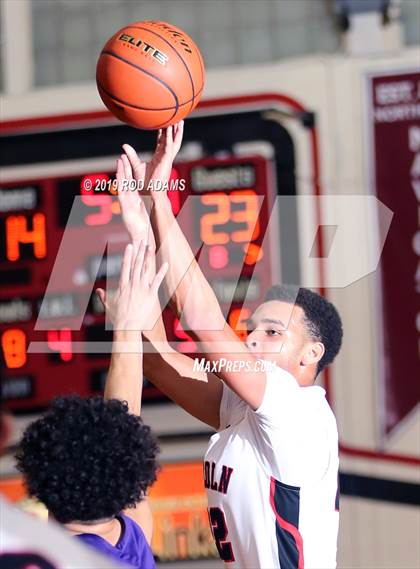 Thumbnail 3 in Omaha Central @ Lincoln High photogallery.