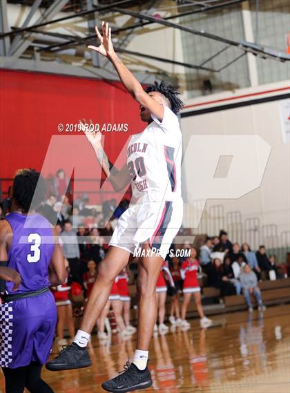 Thumbnail 1 in Omaha Central @ Lincoln High photogallery.