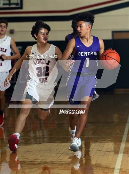Thumbnail 1 in Omaha Central @ Lincoln High photogallery.