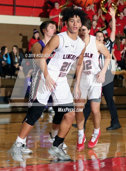 Thumbnail 3 in Omaha Central @ Lincoln High photogallery.