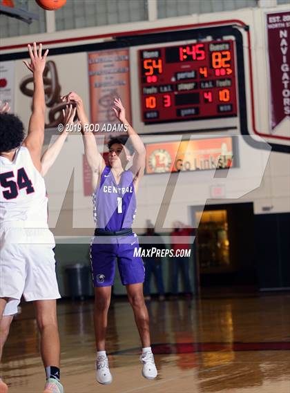 Thumbnail 3 in Omaha Central @ Lincoln High photogallery.