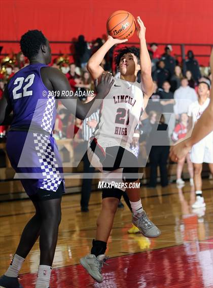 Thumbnail 3 in Omaha Central @ Lincoln High photogallery.