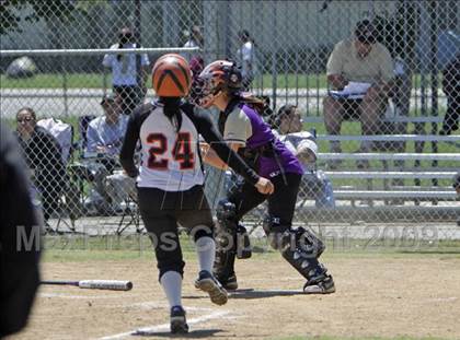 Thumbnail 1 in Los Angeles Baptist vs. Lincoln (Valley Classic) photogallery.