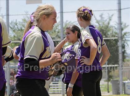 Thumbnail 2 in Los Angeles Baptist vs. Lincoln (Valley Classic) photogallery.