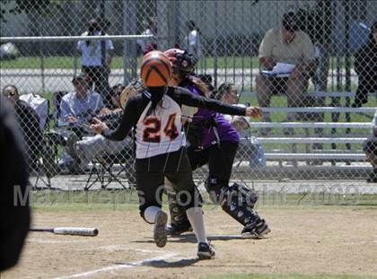 Thumbnail 2 in Los Angeles Baptist vs. Lincoln (Valley Classic) photogallery.