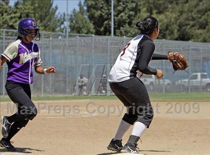 Thumbnail 3 in Los Angeles Baptist vs. Lincoln (Valley Classic) photogallery.