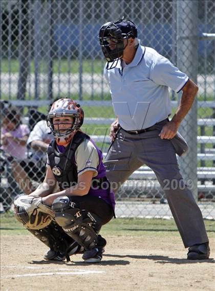 Thumbnail 3 in Los Angeles Baptist vs. Lincoln (Valley Classic) photogallery.