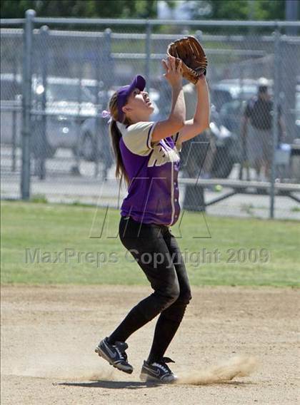 Thumbnail 1 in Los Angeles Baptist vs. Lincoln (Valley Classic) photogallery.