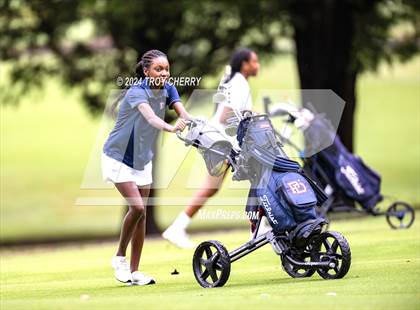 Thumbnail 2 in Carmel Christian vs Country Day and Providence Day  photogallery.