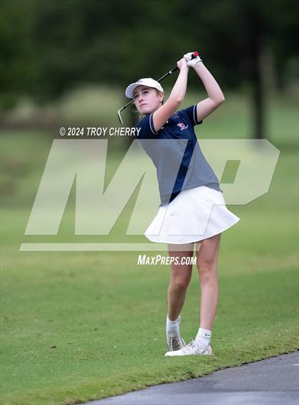 Thumbnail 3 in Carmel Christian vs Country Day and Providence Day  photogallery.