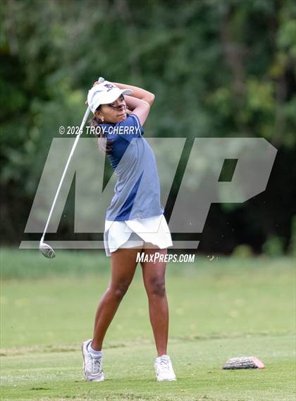 Thumbnail 2 in Carmel Christian vs Country Day and Providence Day  photogallery.