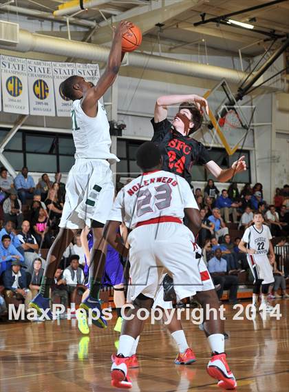Thumbnail 1 in San Diego Senior All-Star Game (Boys) photogallery.