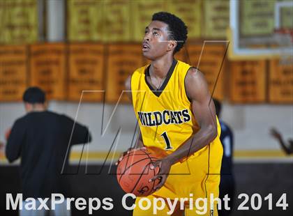 Thumbnail 2 in San Diego Senior All-Star Game (Boys) photogallery.