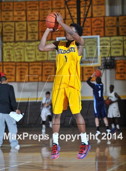 Thumbnail 1 in San Diego Senior All-Star Game (Boys) photogallery.
