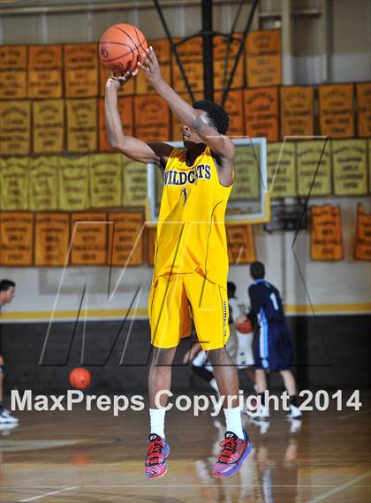Thumbnail 2 in San Diego Senior All-Star Game (Boys) photogallery.