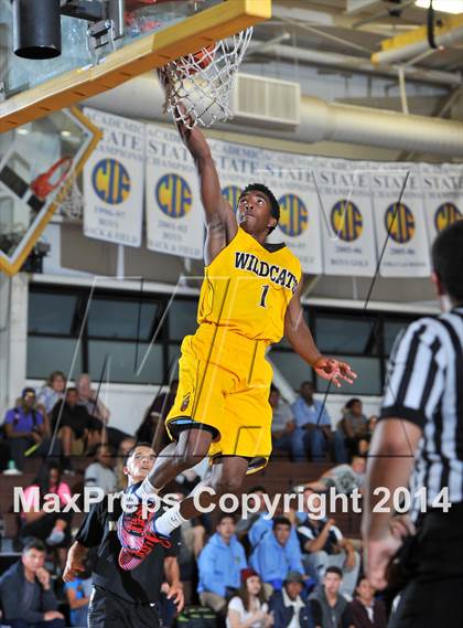 Thumbnail 1 in San Diego Senior All-Star Game (Boys) photogallery.